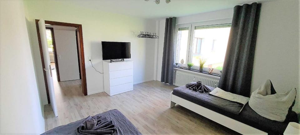 TV and multimedia, Photo of the whole room