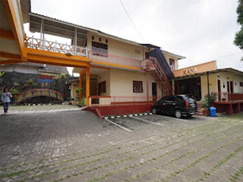 HOTEL KANA KALIURANG Hotel in Special Region of Yogyakarta
