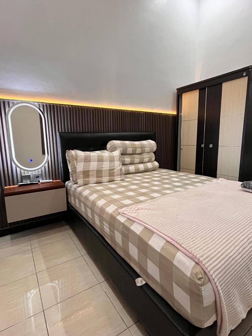 Emmir Homestay House in Indonesia