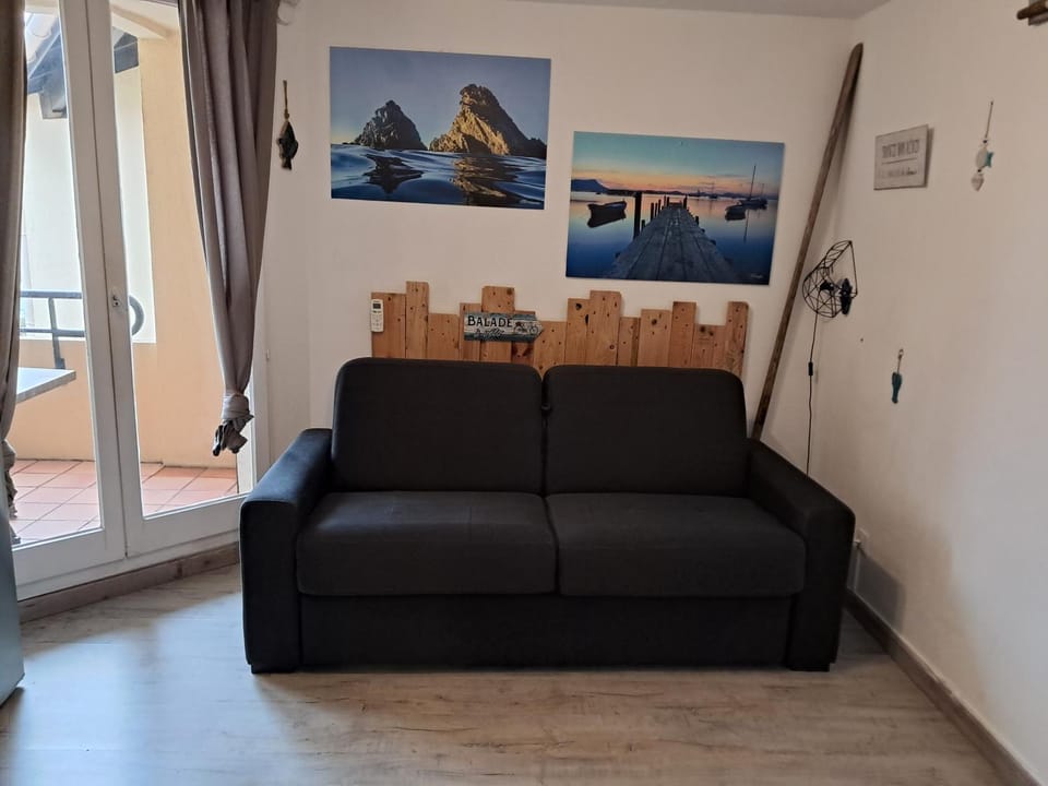 Studio 2 personnes proche des plages et commerces Apartment in La Seyne-sur-Mer