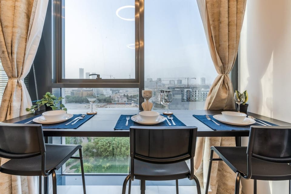 GuestReady - Studio | Modern with Balcony Space Apartment in Dubai