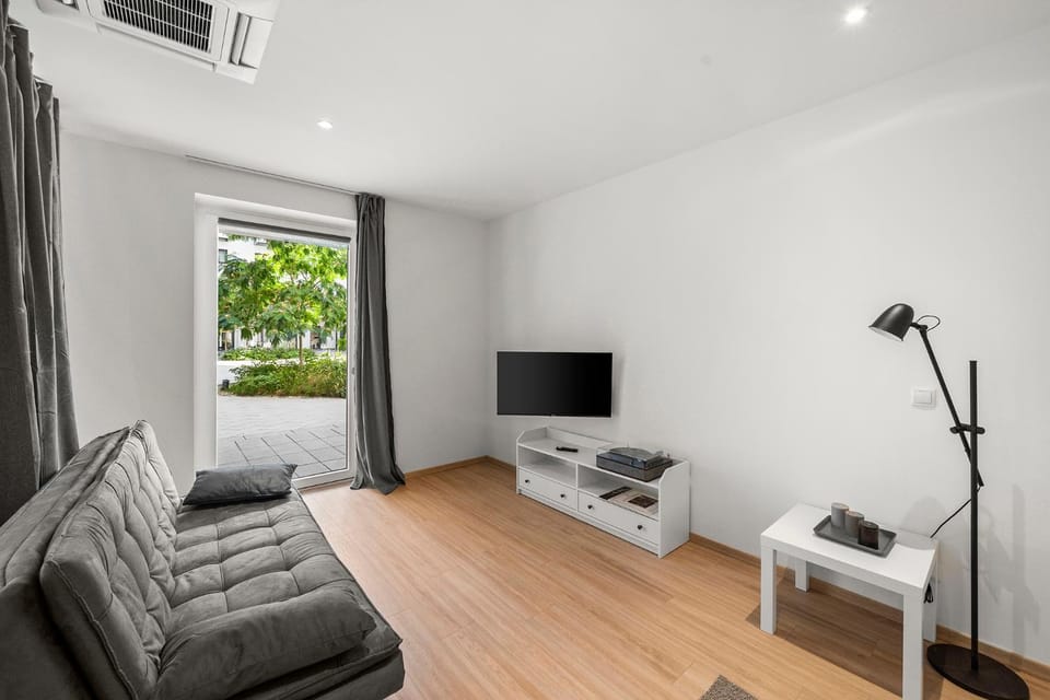 TV and multimedia, Living room, Seating area