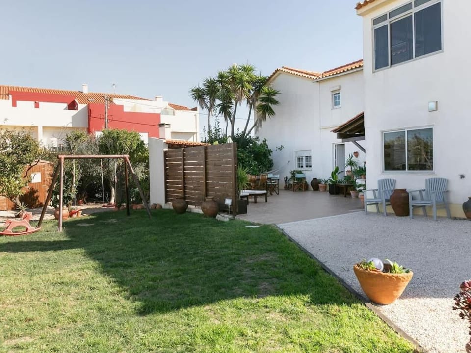 Property building, Garden, Garden view