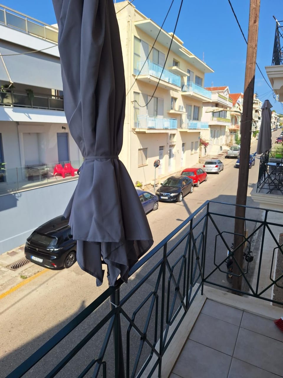 Neighbourhood, Balcony/Terrace, Street view