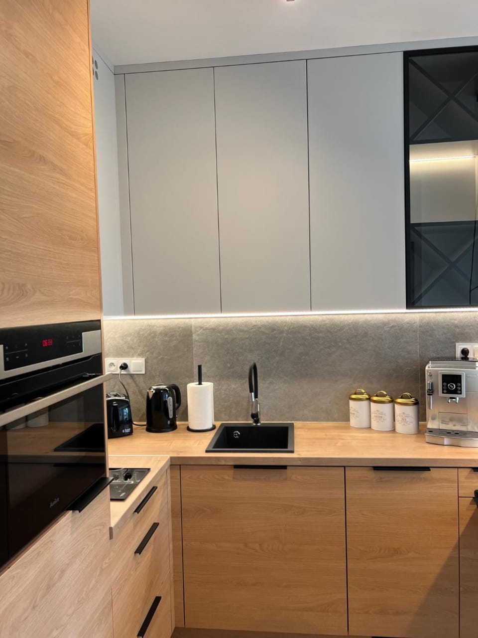 Family & Business Elegant Apartments ul Lotnicza Centrum Galeria Korona - 1 Bedroom, Terrace, Air Conditioning, Garage - NEW! Apartment in Poland