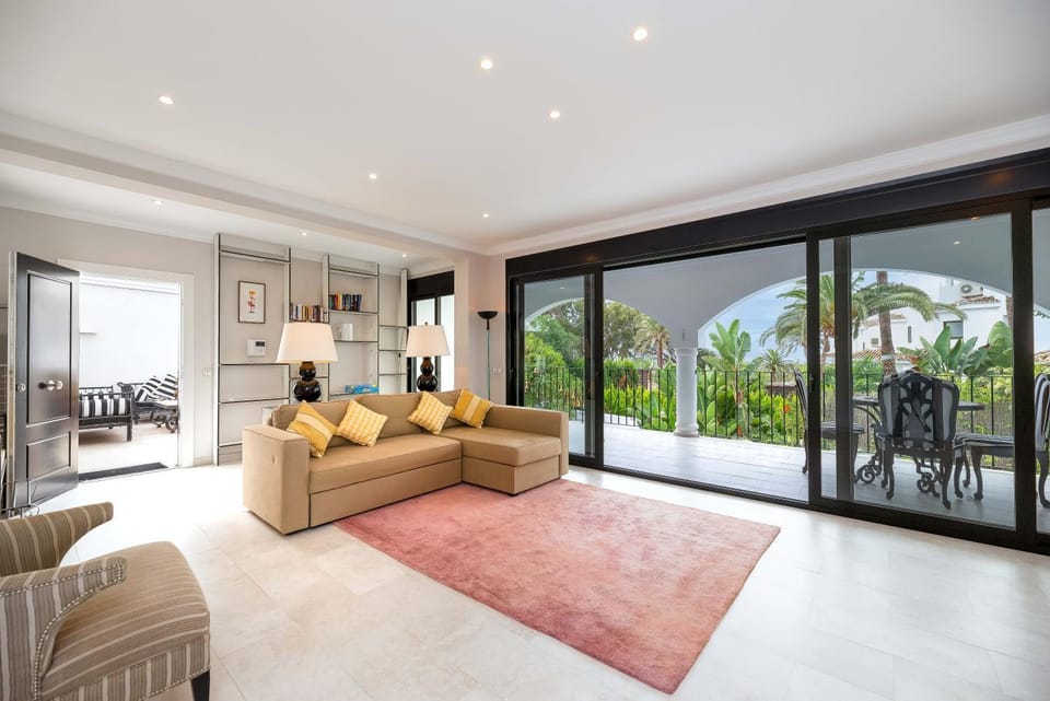 Property building, Living room