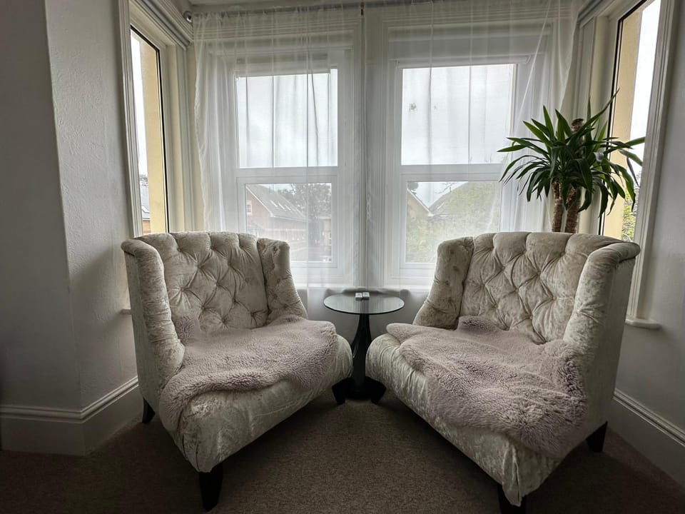 Seaside 5 min from beach ensuite room parking Vacation rental in Bournemouth