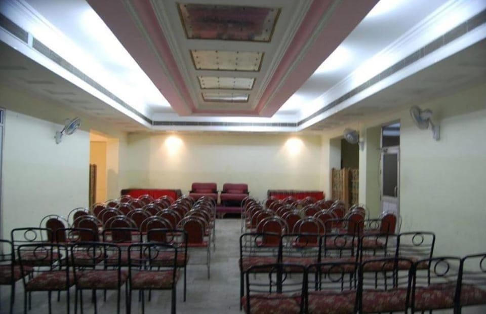 Meeting/conference room