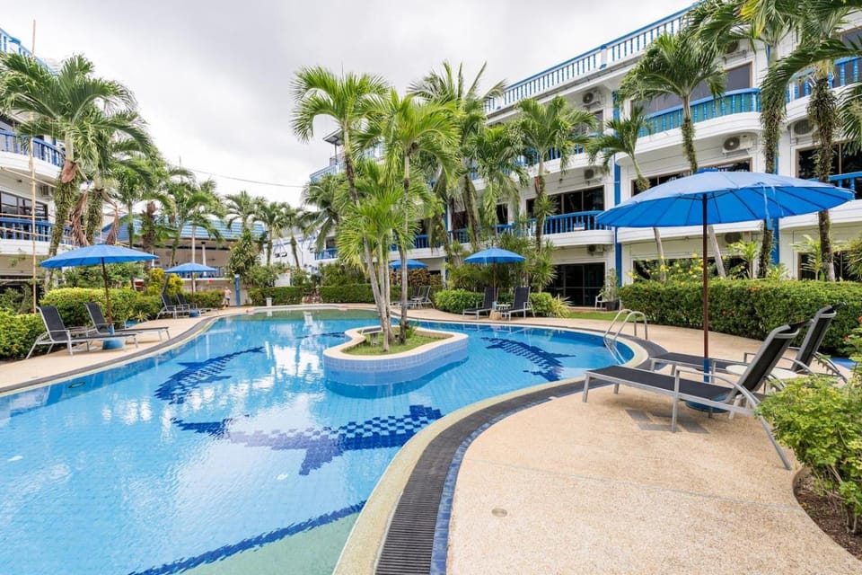 Property building, Swimming pool