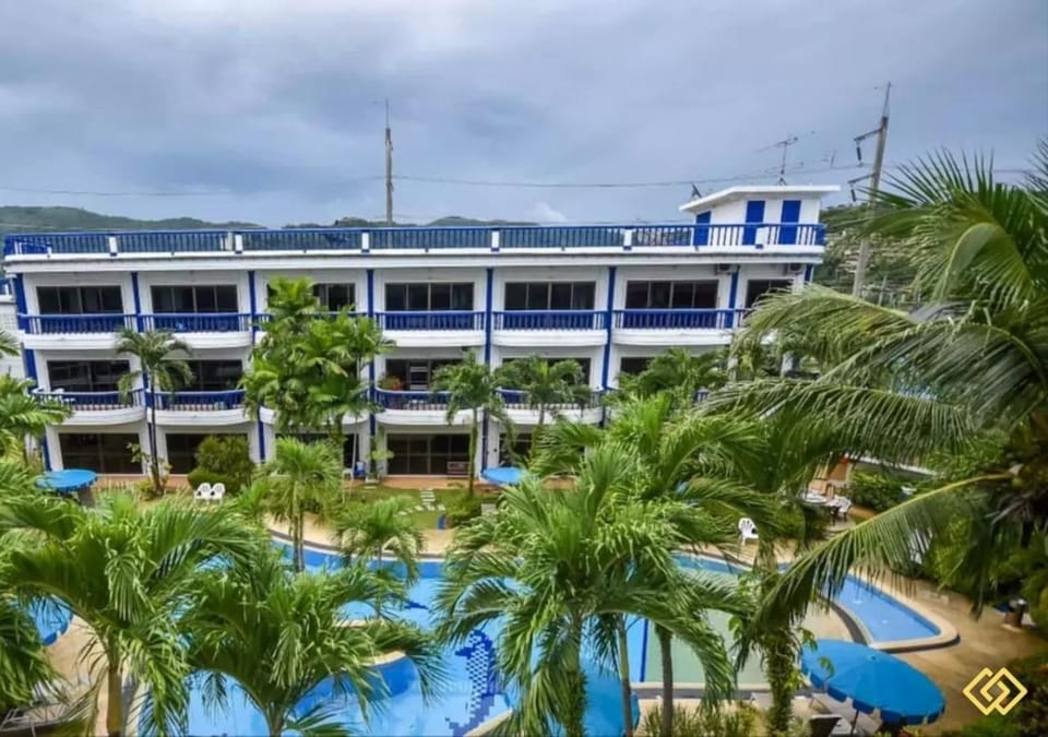 Property building, Swimming pool