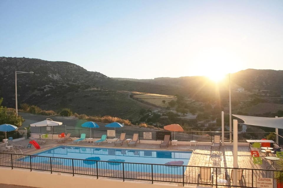 Panoramic Holidays - Standard 49 Apartment in Peyia