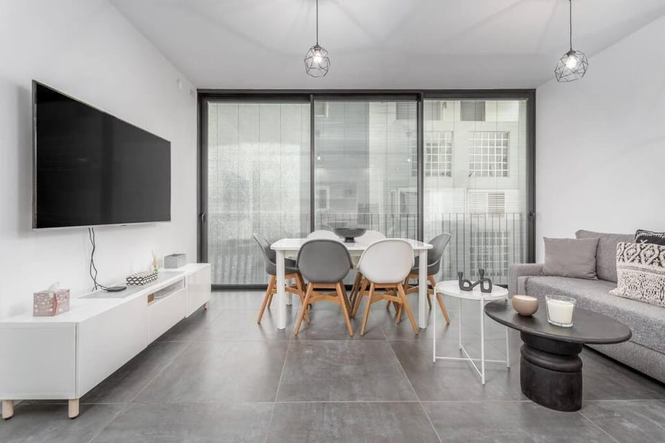 Gordon Area - Amazing one BDR close to the beach Apartment in Tel Aviv-Yafo