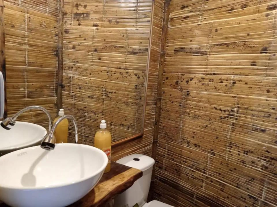 Glamping & Eco-Cabañas Salento Hakuna Matata timon Luxury tent in Quindio, Colombia