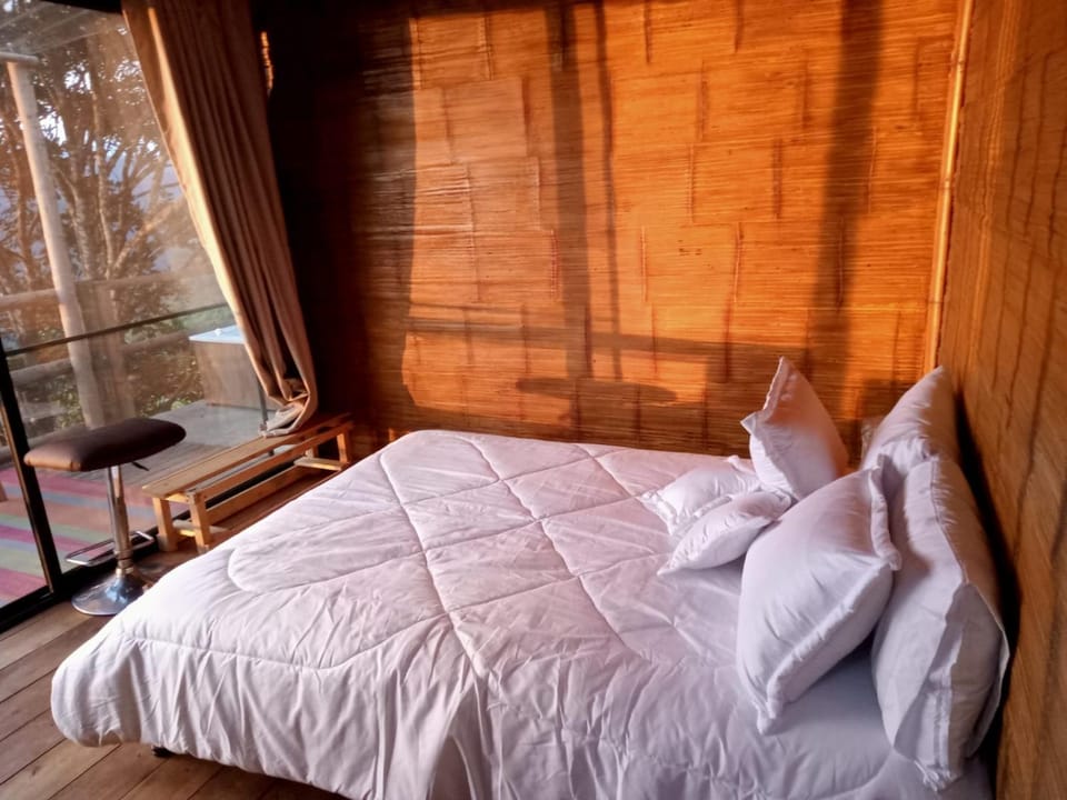 Glamping & Eco-Cabañas Salento Hakuna Matata timon Luxury tent in Quindio, Colombia