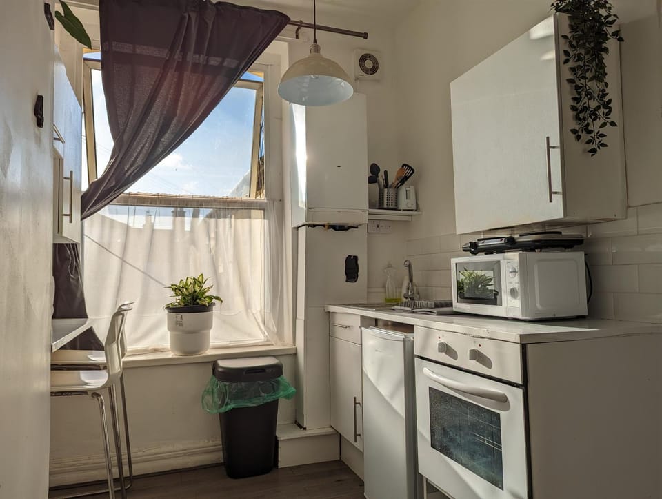 2 Bedroom Apartment in a Supurb Area of Cardiff Apartment in Cardiff