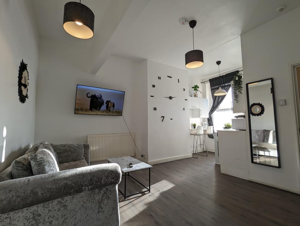 2 Bedroom Apartment in a Supurb Area of Cardiff Apartment in Cardiff