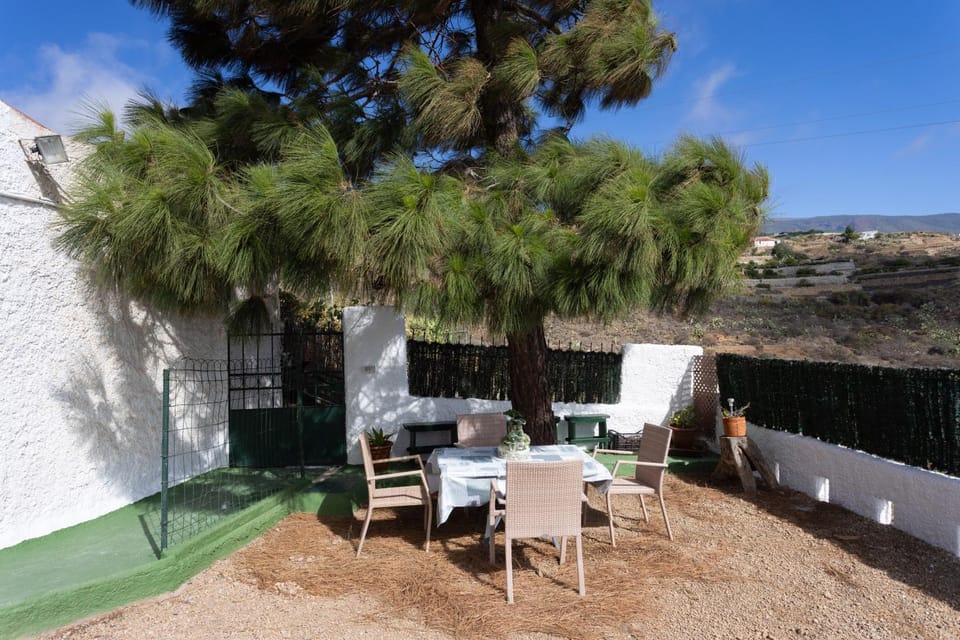 Patio, Balcony/Terrace, Mountain view