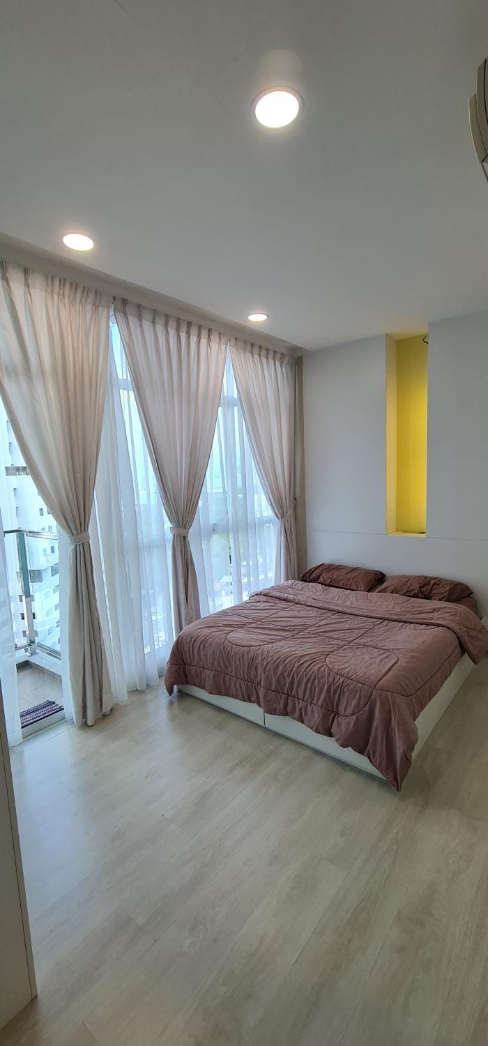 Straits Garden Suites by Yen's Sojourn Apartment in George Town
