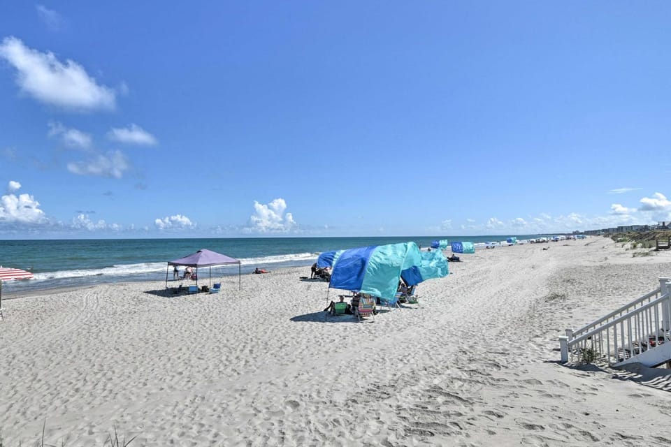 Pawleys Island Condo Retreat w/ Beach Access! House in South Carolina