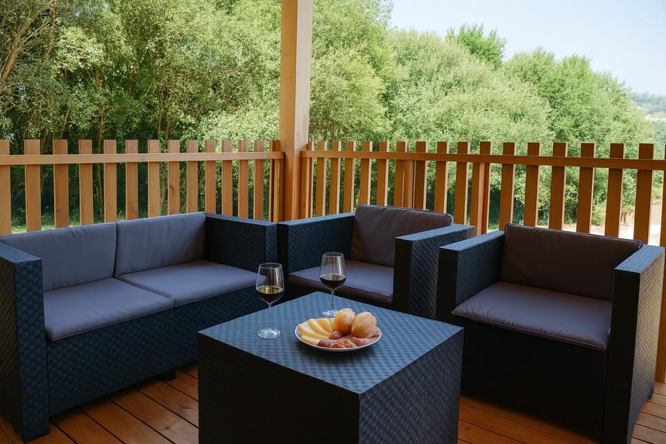 Off site, Natural landscape, Balcony/Terrace, Garden view