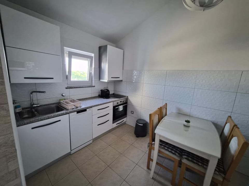 Apartments Nicole Wera Apartment in Zadar County