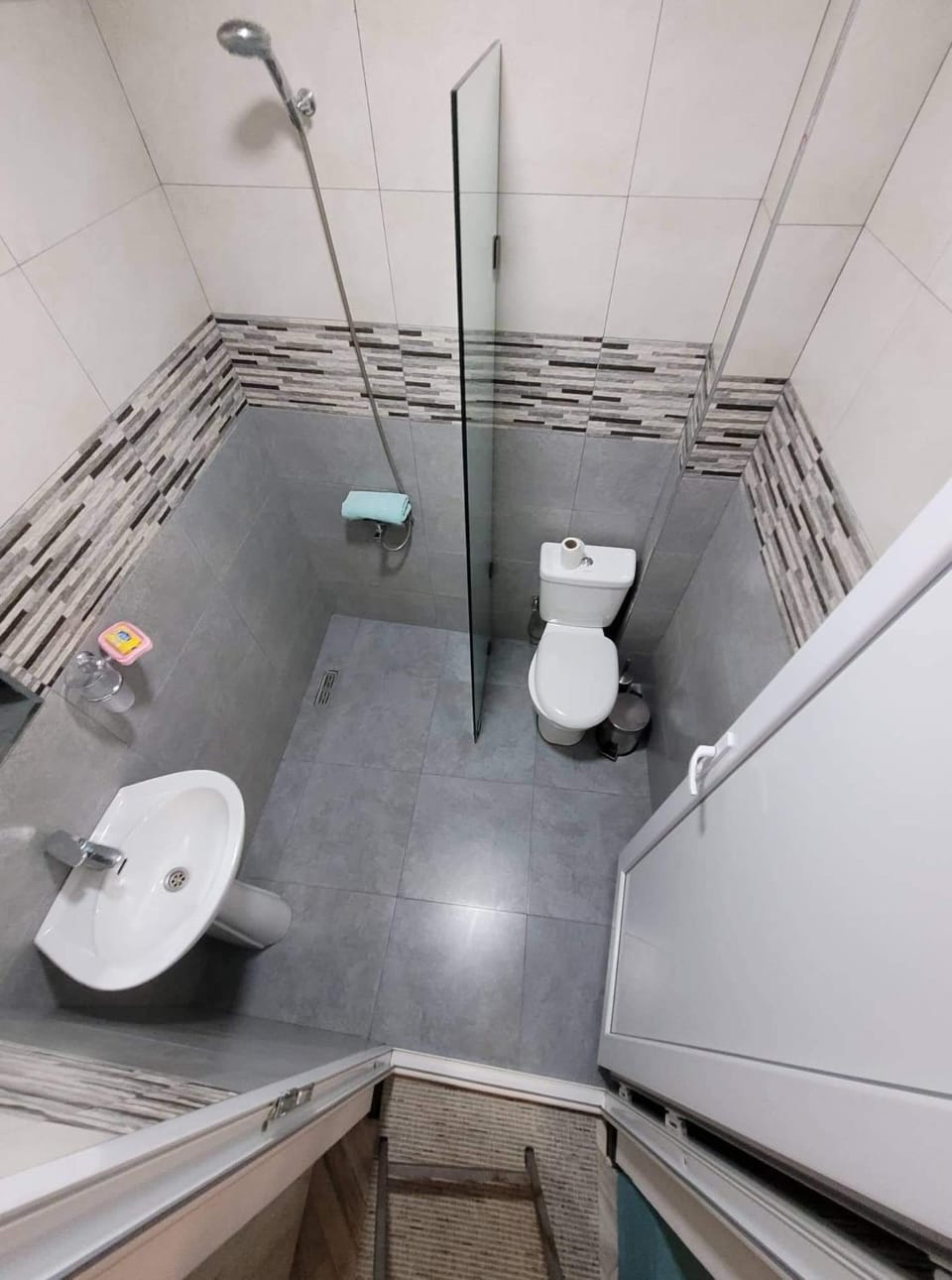 Shower, Toilet, Bathroom