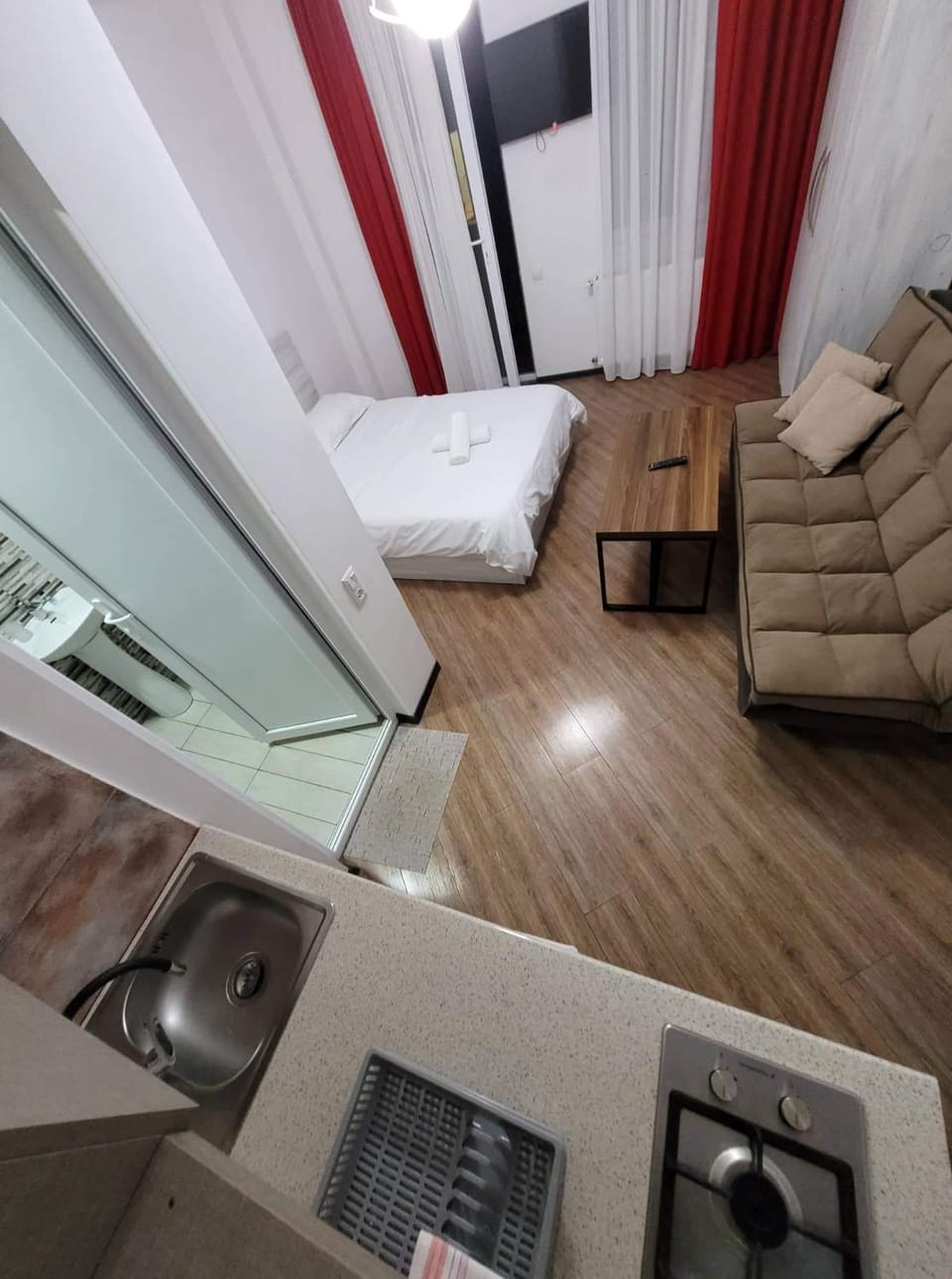 Bed, Photo of the whole room, Seating area, Bedroom
