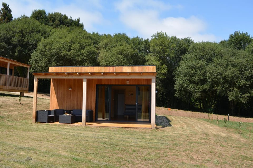 Property building, Garden