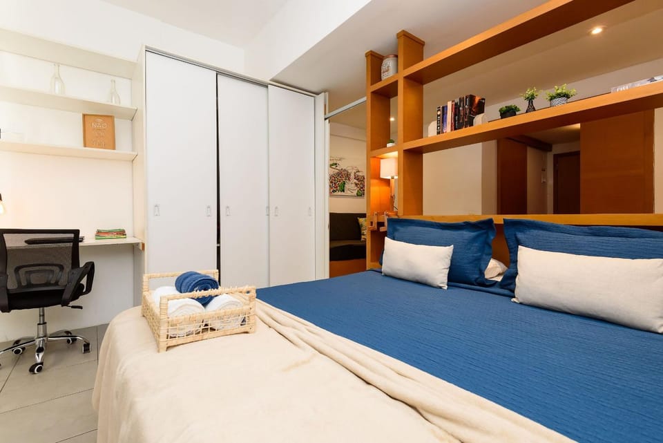 1BDR View to/ Cristo Redentor | SQC 143D/918 Apartment in Rio de Janeiro