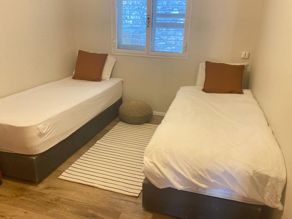 מול האגם Apartment in North District