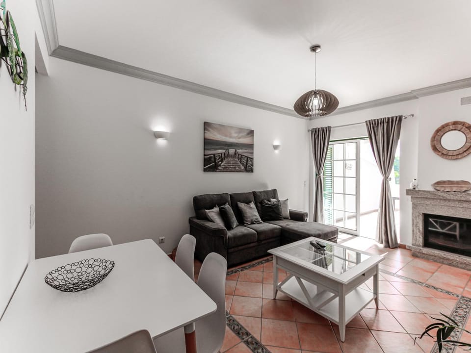 Living room, Seating area, Dining area, flat iron
