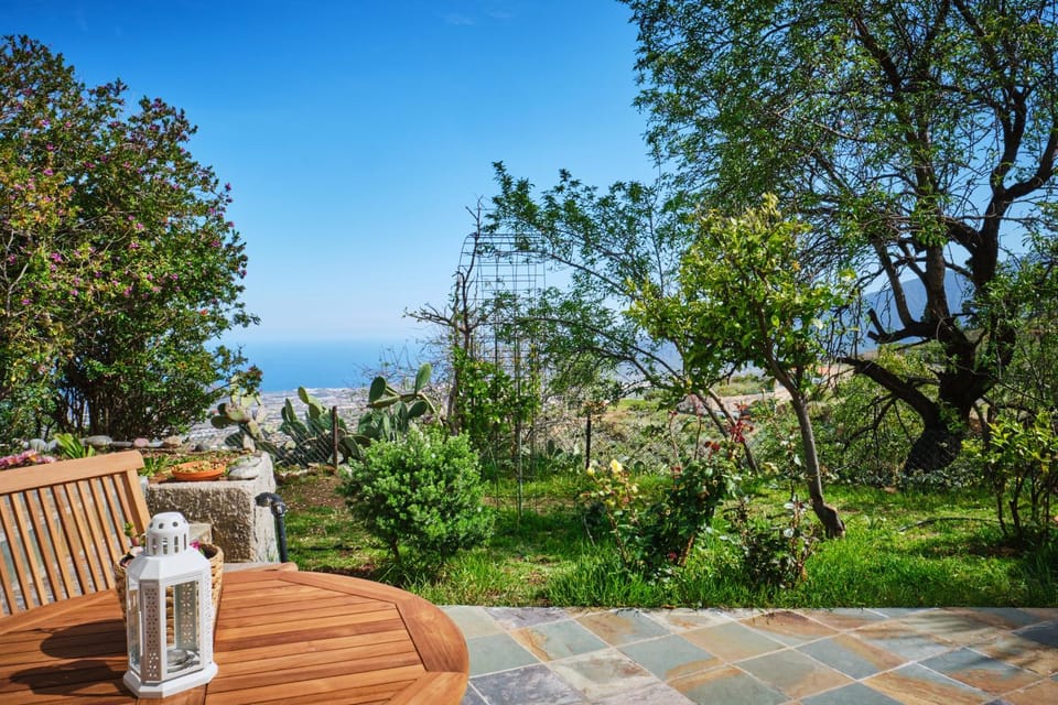 View (from property/room), Balcony/Terrace, Garden view, Sea view