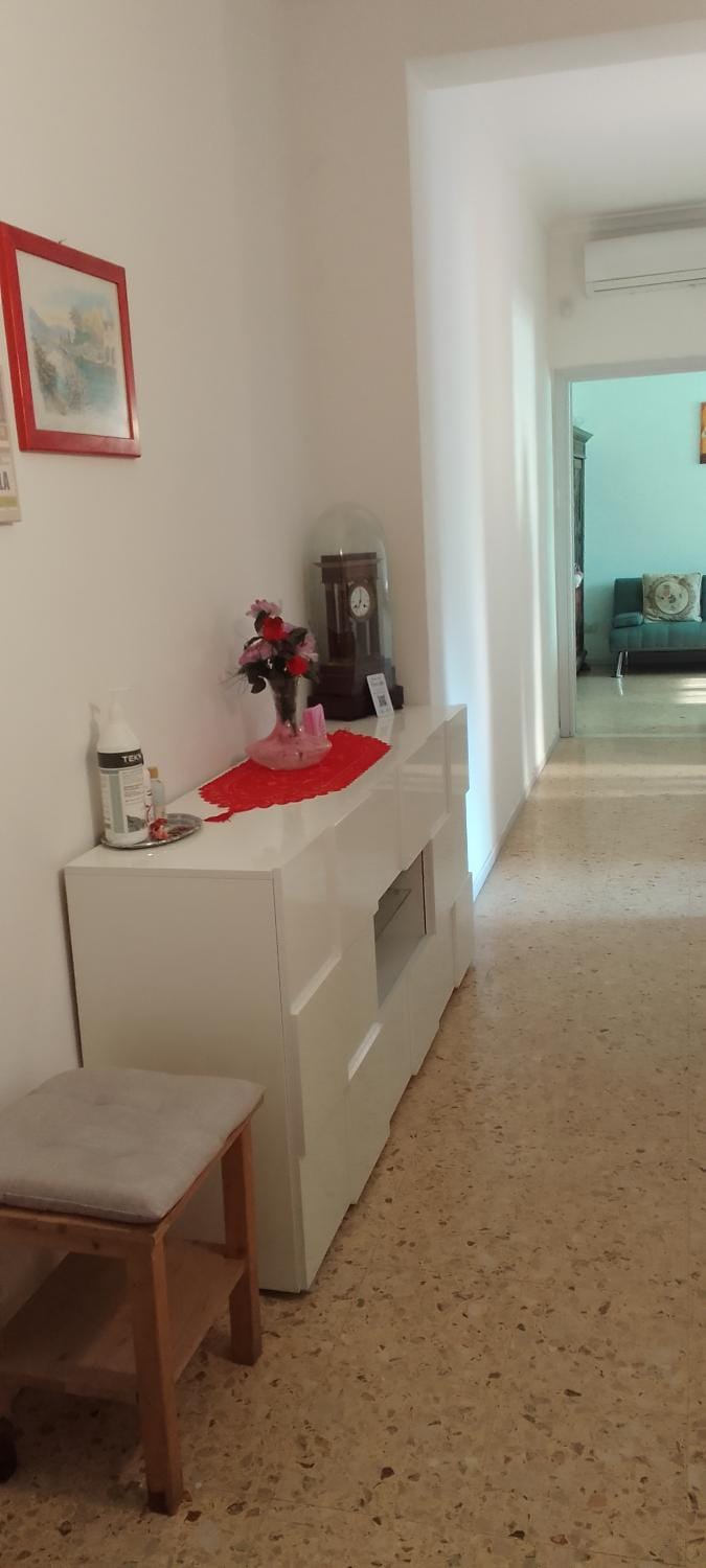 "HOUSE OF LELLA" Appartamento 2 Camere da letto - M1 METRO ROSSA Apartment in Sesto San Giovanni