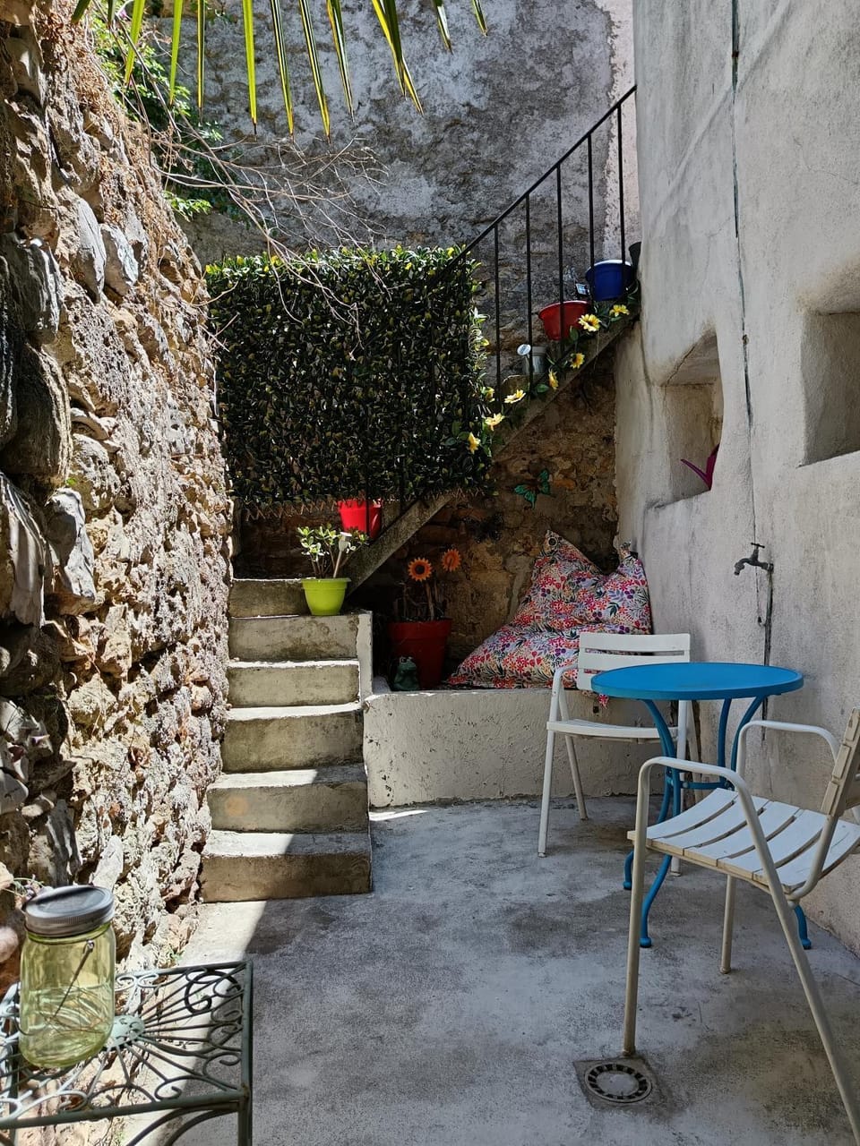 Charmant appartement en centre-ville médiéval Apartment in Occitanie