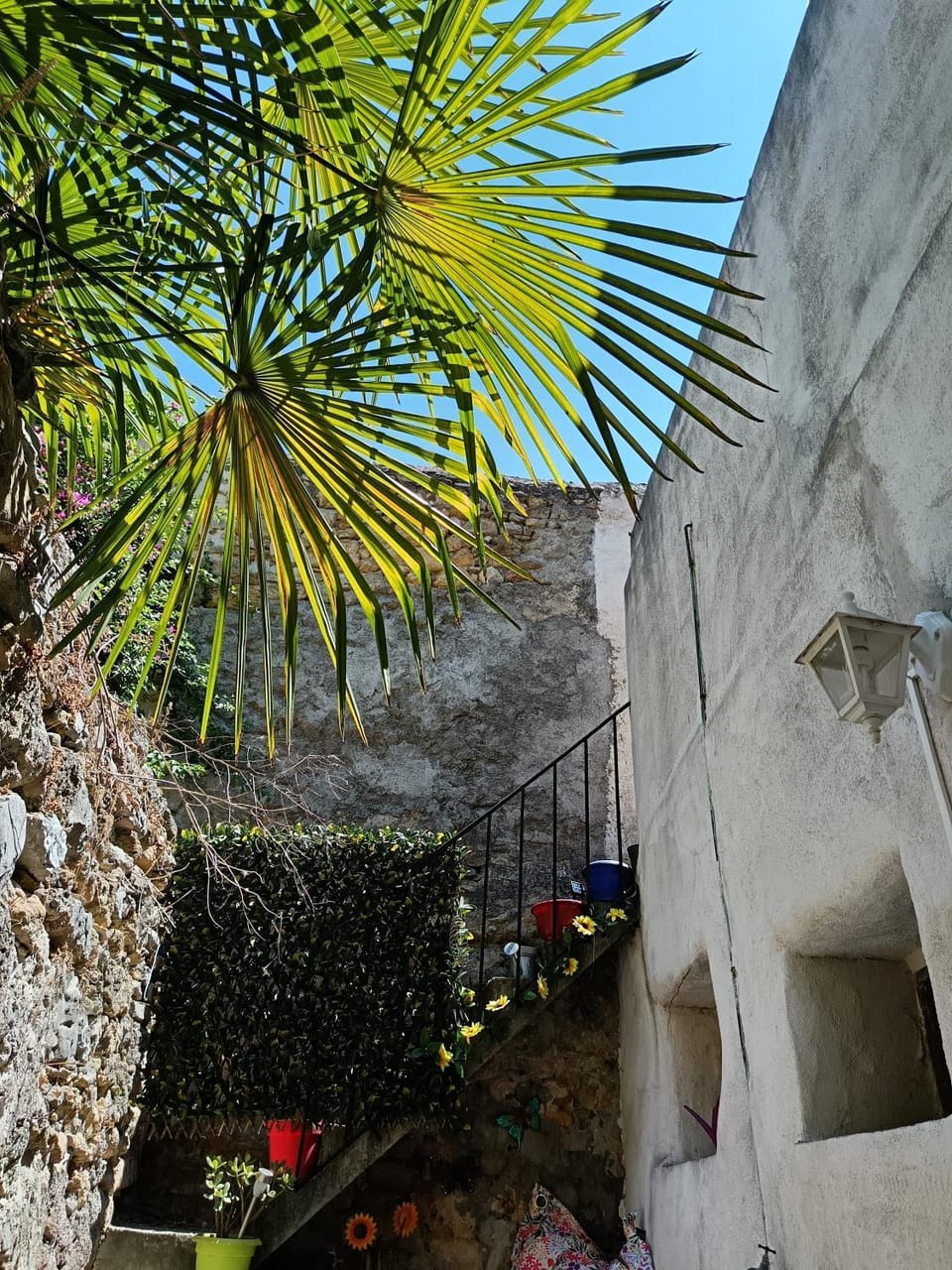 Charmant appartement en centre-ville médiéval Apartment in Occitanie