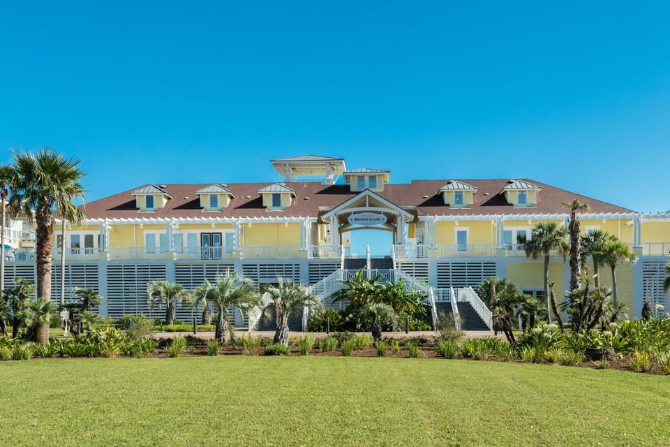 OceanScape Apartment in Galveston Island