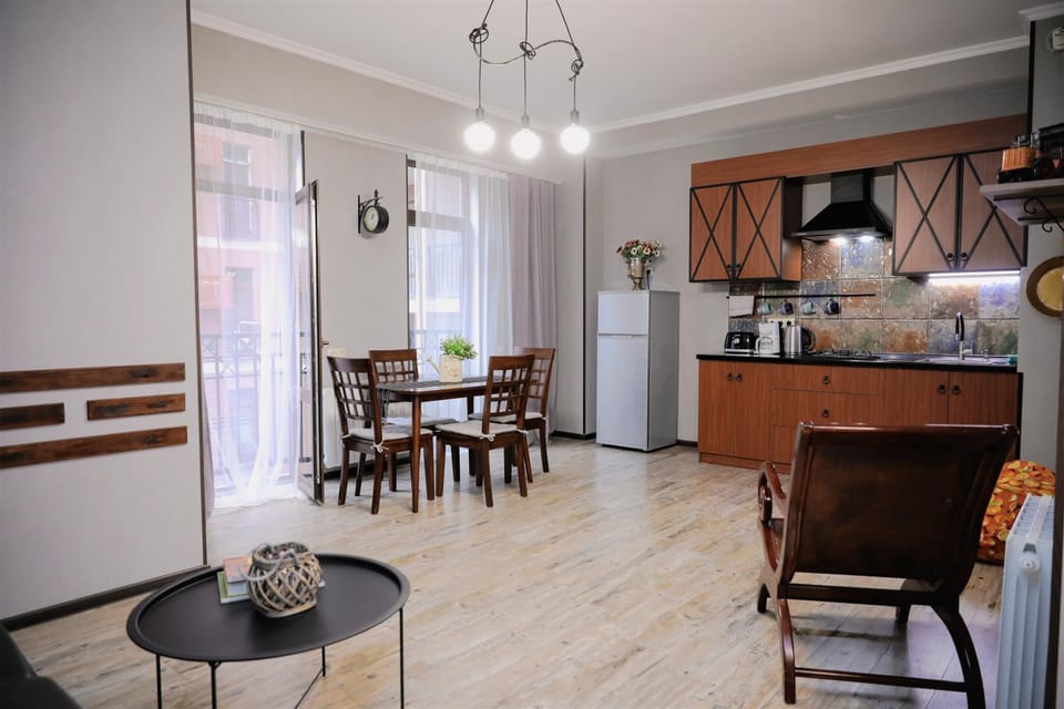 Kitchen or kitchenette, Living room, Dining area