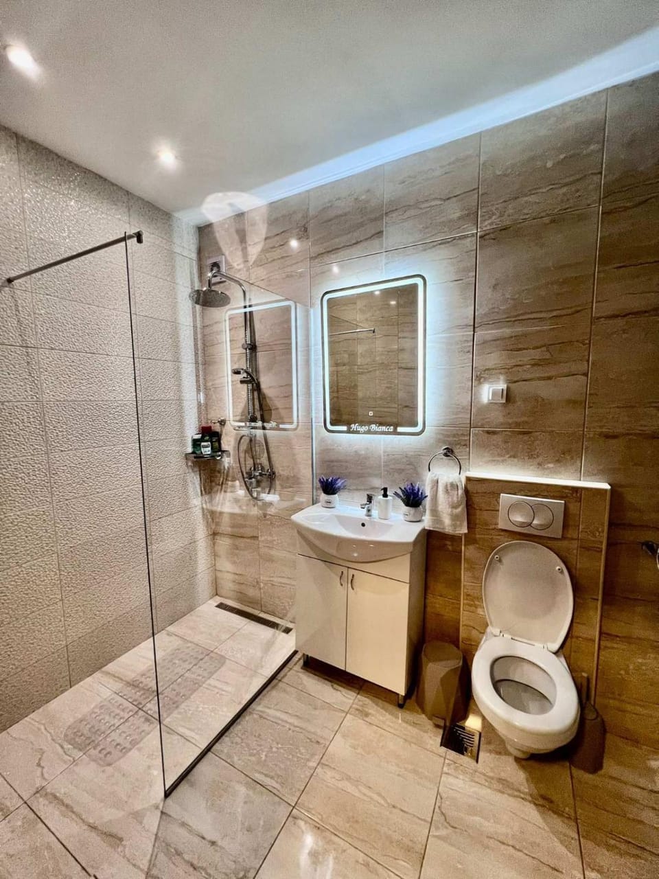 Hugo Bianca LUX Apartment in Belgrade