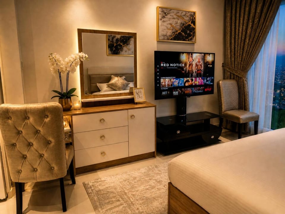 Heaven Escape surrounded by stunning golf view High floor -Netflix-GYM-pool -perfect vacations Apartment in Dubai