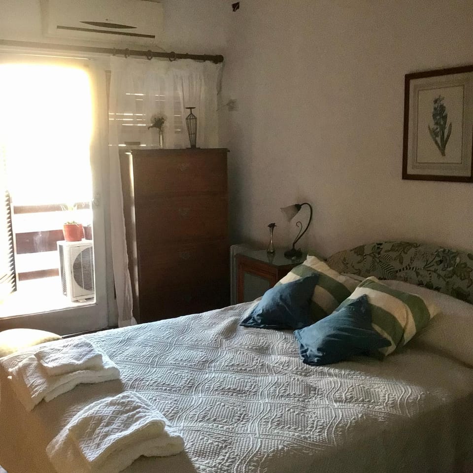 CASA SALTA - La mejor ubicación de Corrientes A escasos metros de la peatonal y muy próximo a la costanera Apartment in Corrientes