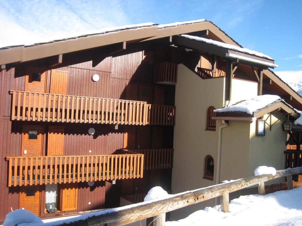 Appartement 2 pièces au calme proche pistes, vue agréable Apartment in Landry