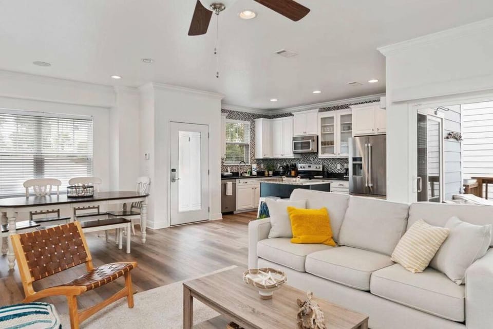 Beautiful 4 bedroom near Rosemary Beach! House in South Walton County