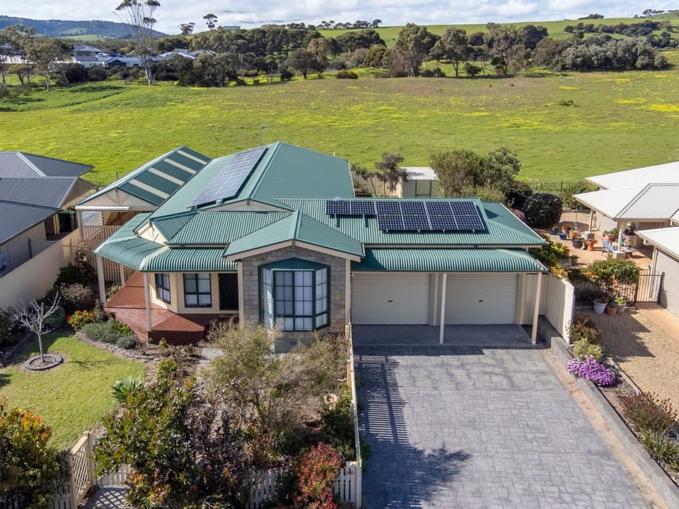 Ti Na Mara 20 Resolute Avenue Normanville House in Normanville