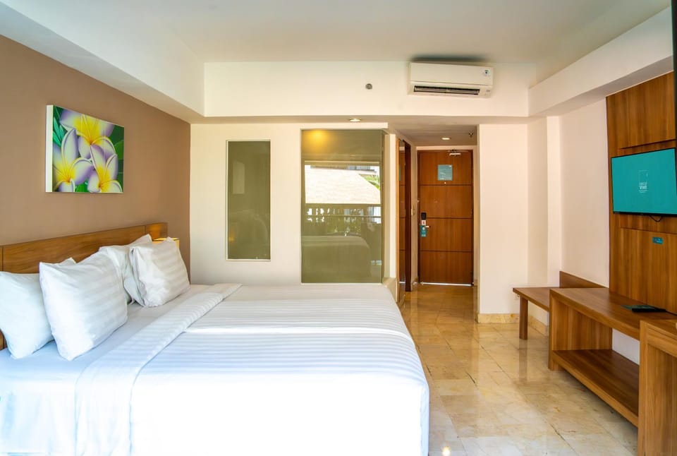 Bed, TV and multimedia, Bedroom, air conditioner