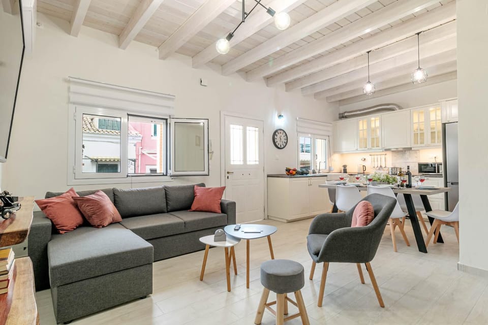 S&K Luxury Μaisonette Apartment in Corfu, Greece