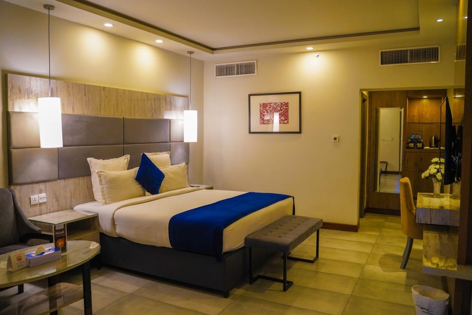 Bed, Bedroom, air conditioner