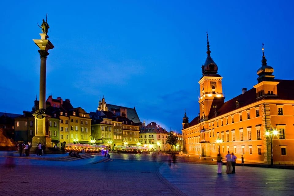 Property building, Nearby landmark, Off site, Night, City view, Landmark view, Area and facilities, Location