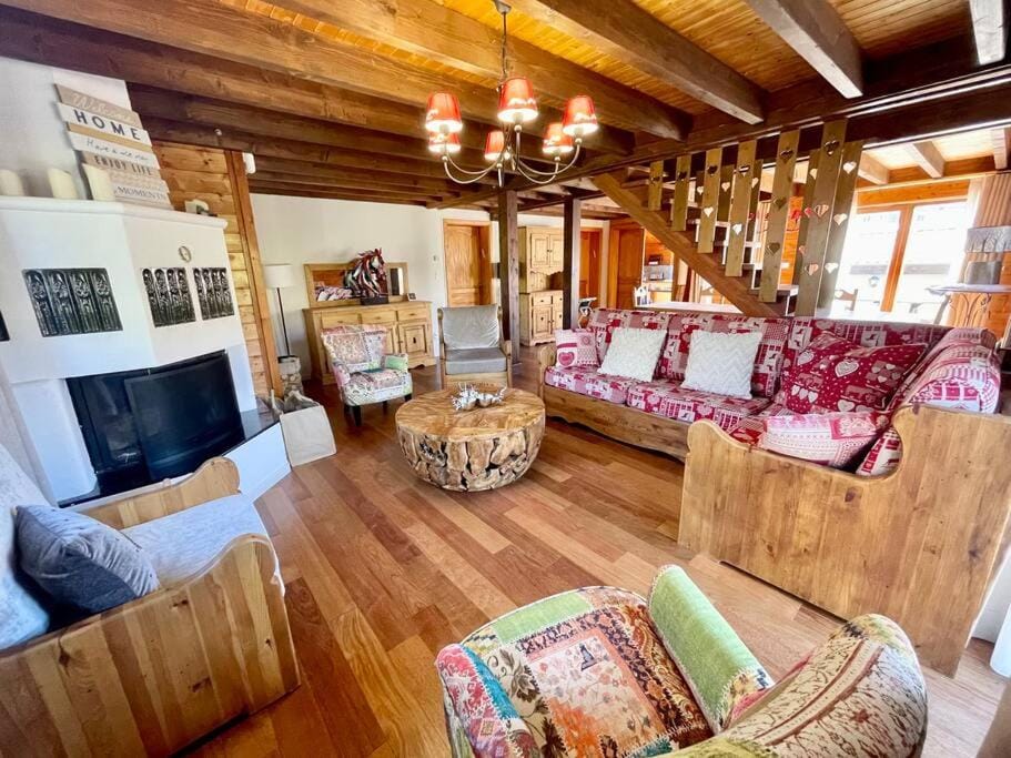 TV and multimedia, Living room, fireplace