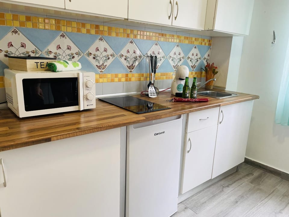Estudio Jimena Carabeo en el centro de Nerja Apartment in Nerja