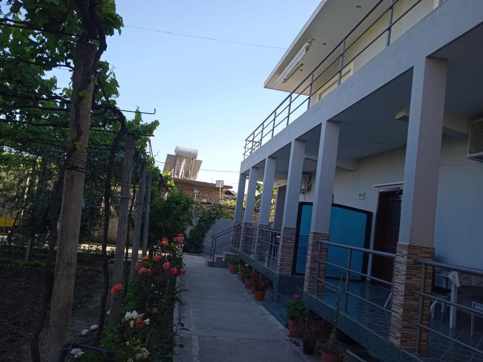 Vila N Dervishi Bed and Breakfast in Vlorë